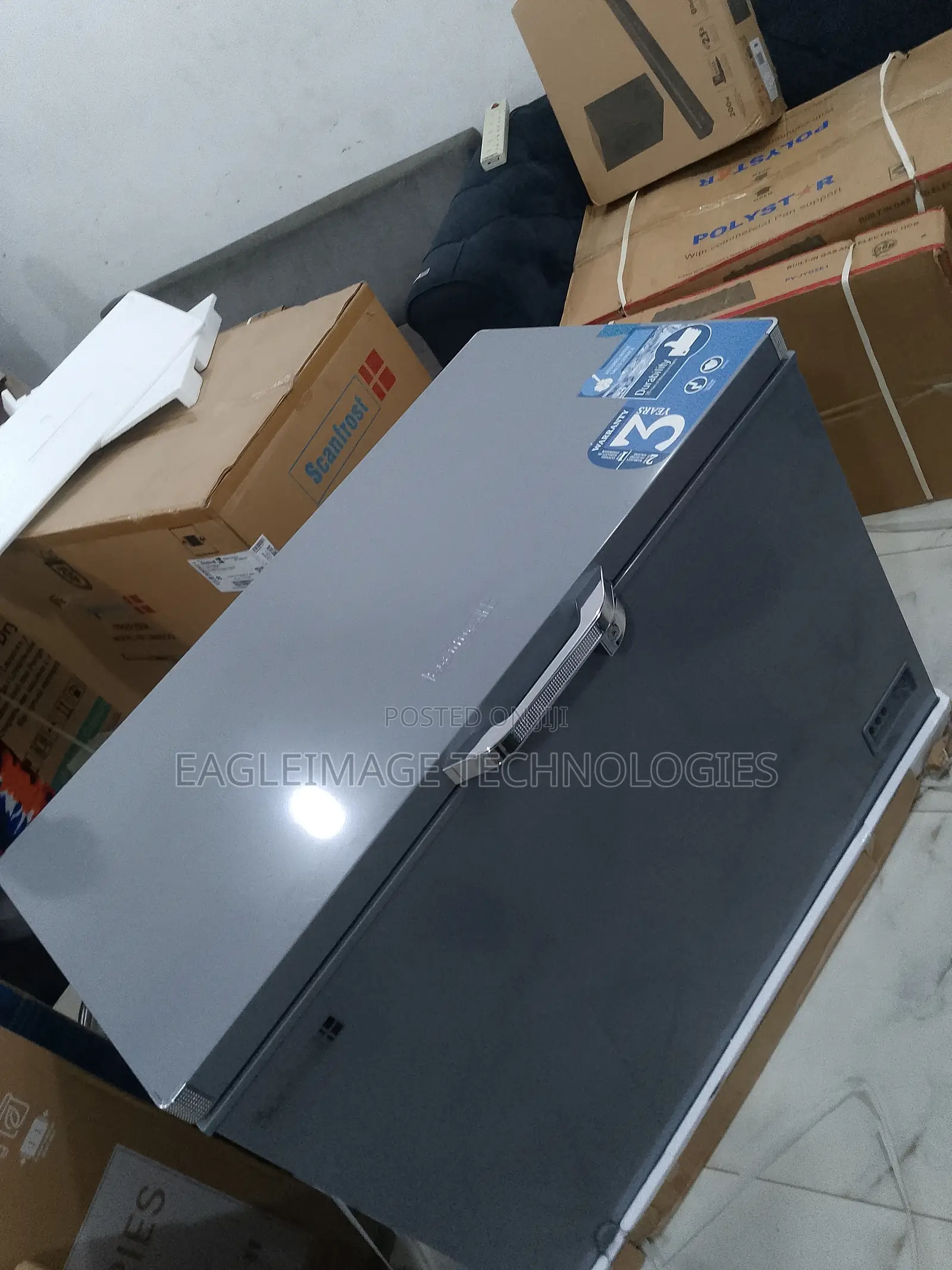 Scanfrost Temperature Control 300 Litres Chest Freezer
