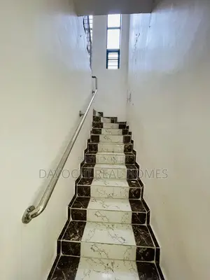 4bdrm Duplex in Orchid Road, Lekki Phase 2 for rent