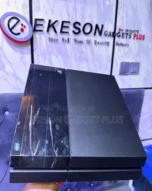 Neatly Uk Used Ps4 Fat Available With 2 Pads And Fc26