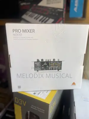 Behringer Pro Mixer Nox101 Premium 2-Channel Dj Mixer