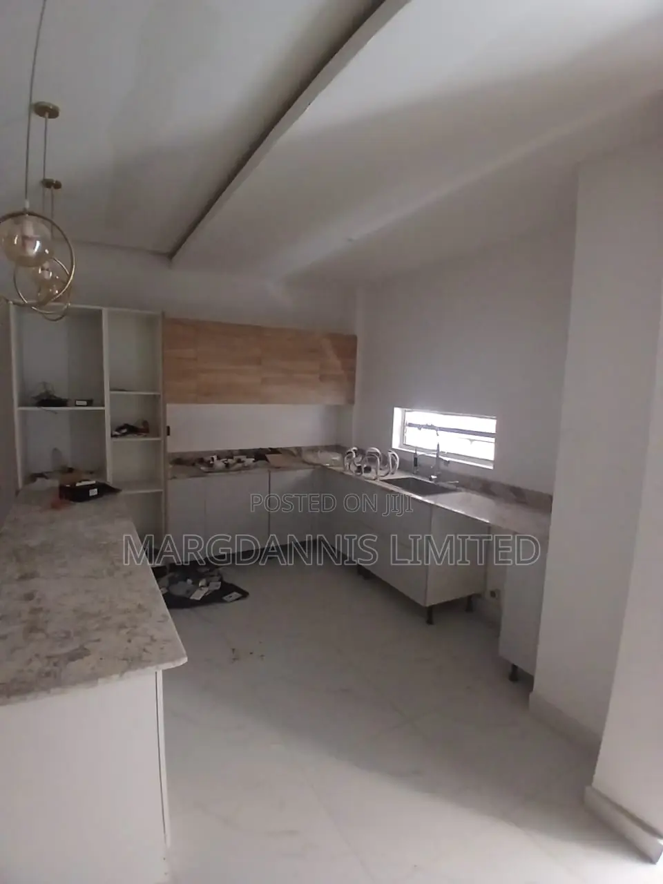 Furnished 2bdrm Maisonette in Lekki Phase 1 for sale