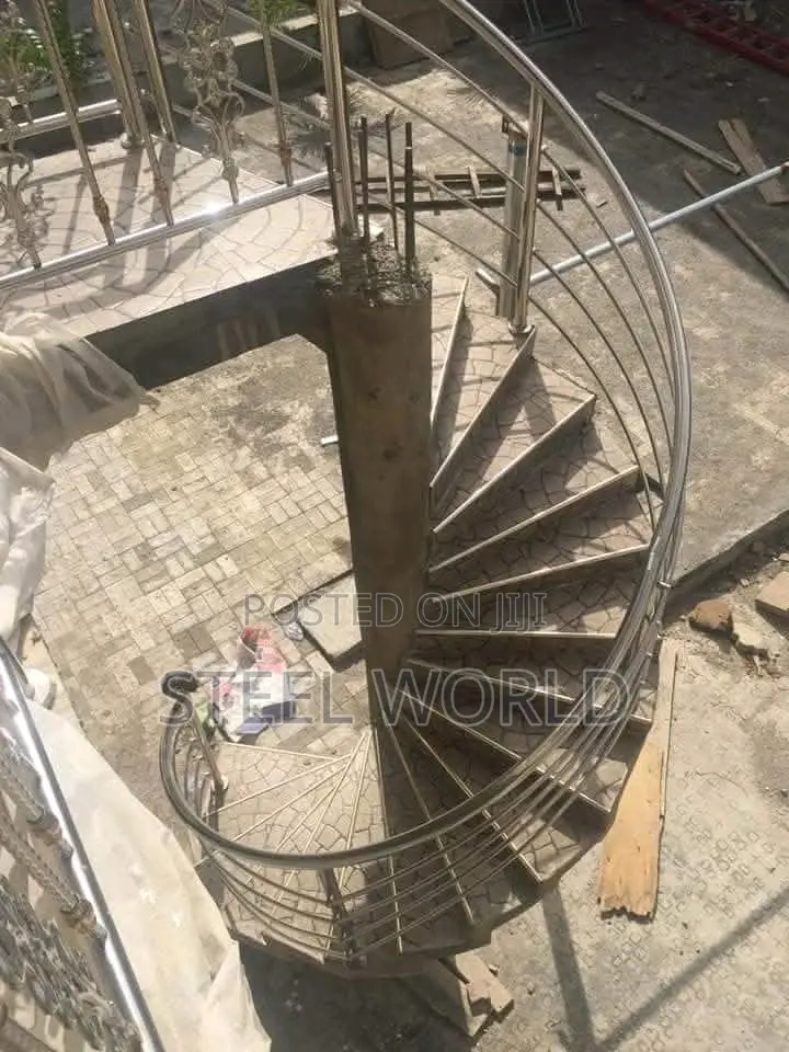 Grandly Spiral Staircase