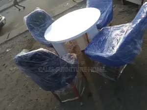 4 Seaters Dinning Table