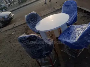4 Seaters Dinning Table