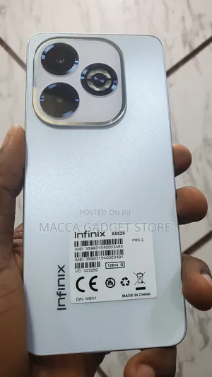 Photo - Infinix Smart 8 128 GB White