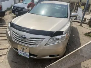 Toyota Camry 2007 Gold
