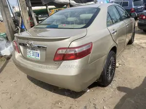 Toyota Camry 2007 Gold