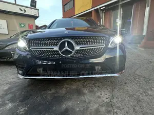 Mercedes-Benz GLC-Class 2018 Blue
