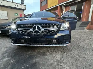 Mercedes-Benz GLC-Class 2018 Blue