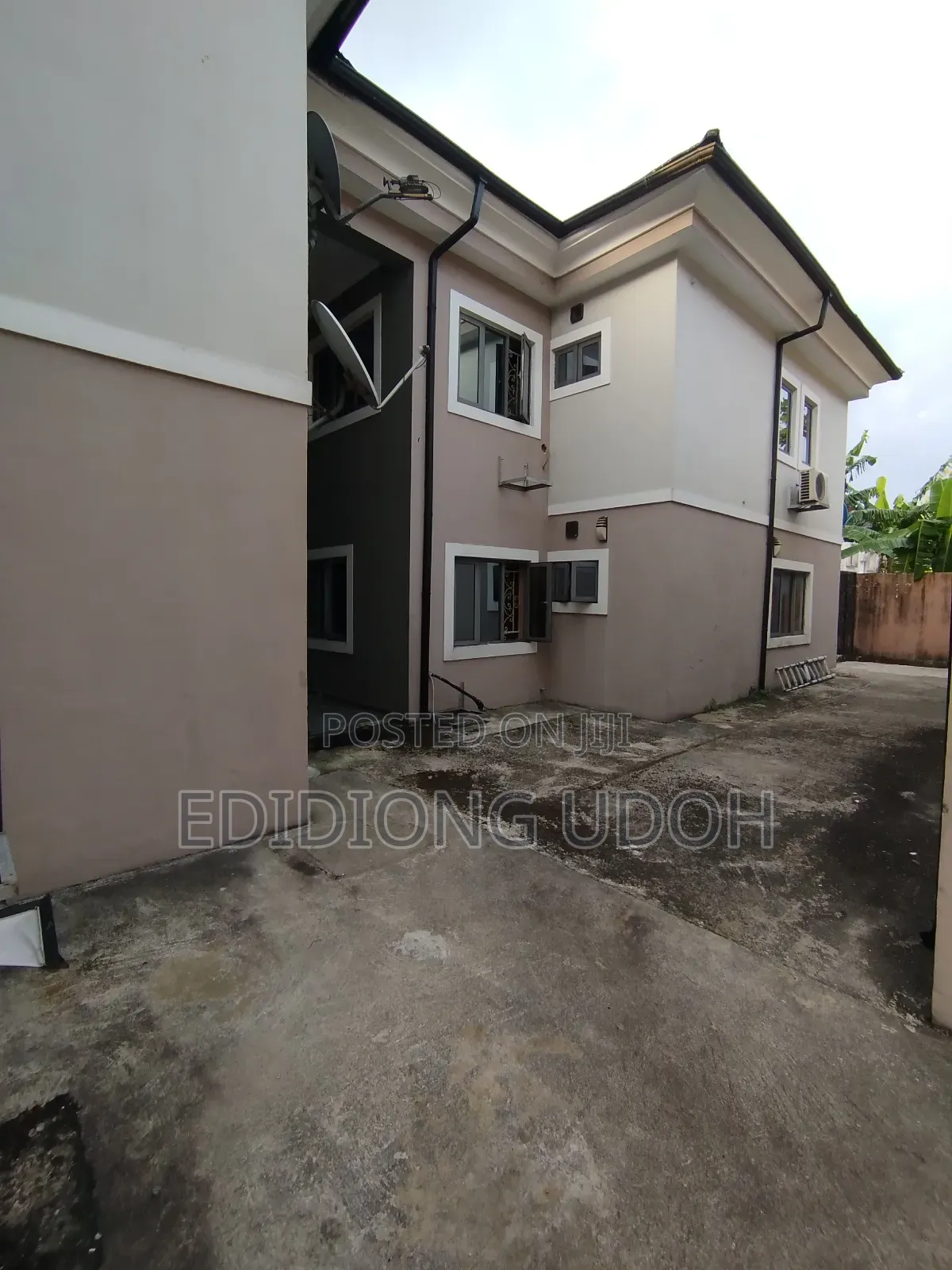 12bdrm Duplex in Ewet Housing Estate, for sale