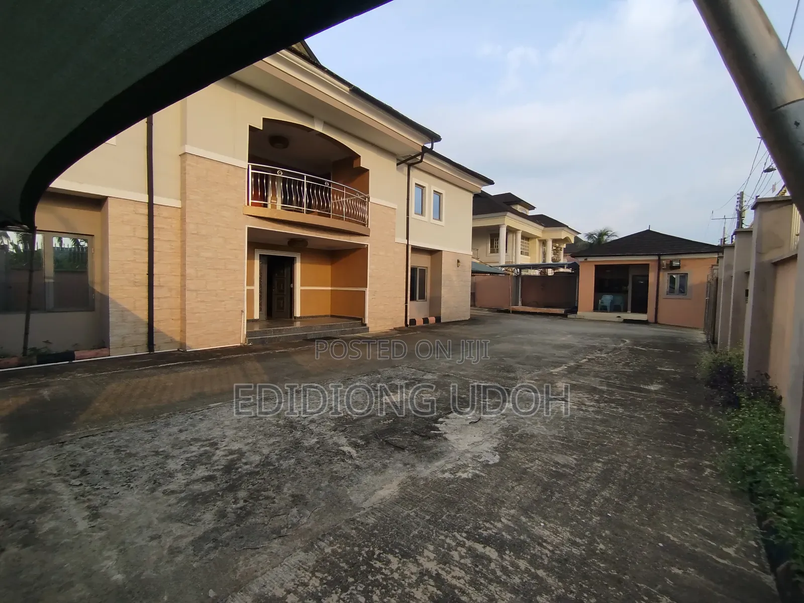 12bdrm Duplex in Ewet Housing Estate, for sale