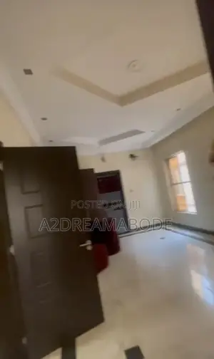 5bdrm Duplex in Magodo Phase 2 for rent