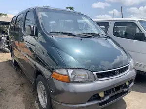 Toyota HiAce 2007 Grey