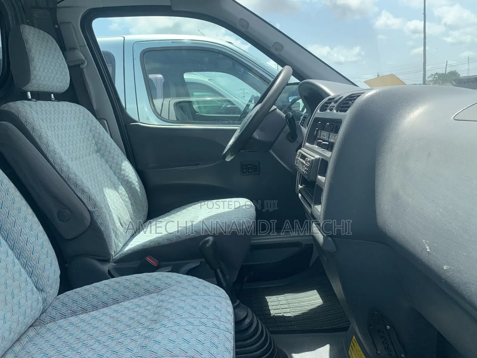 Toyota HiAce 2006 Grey