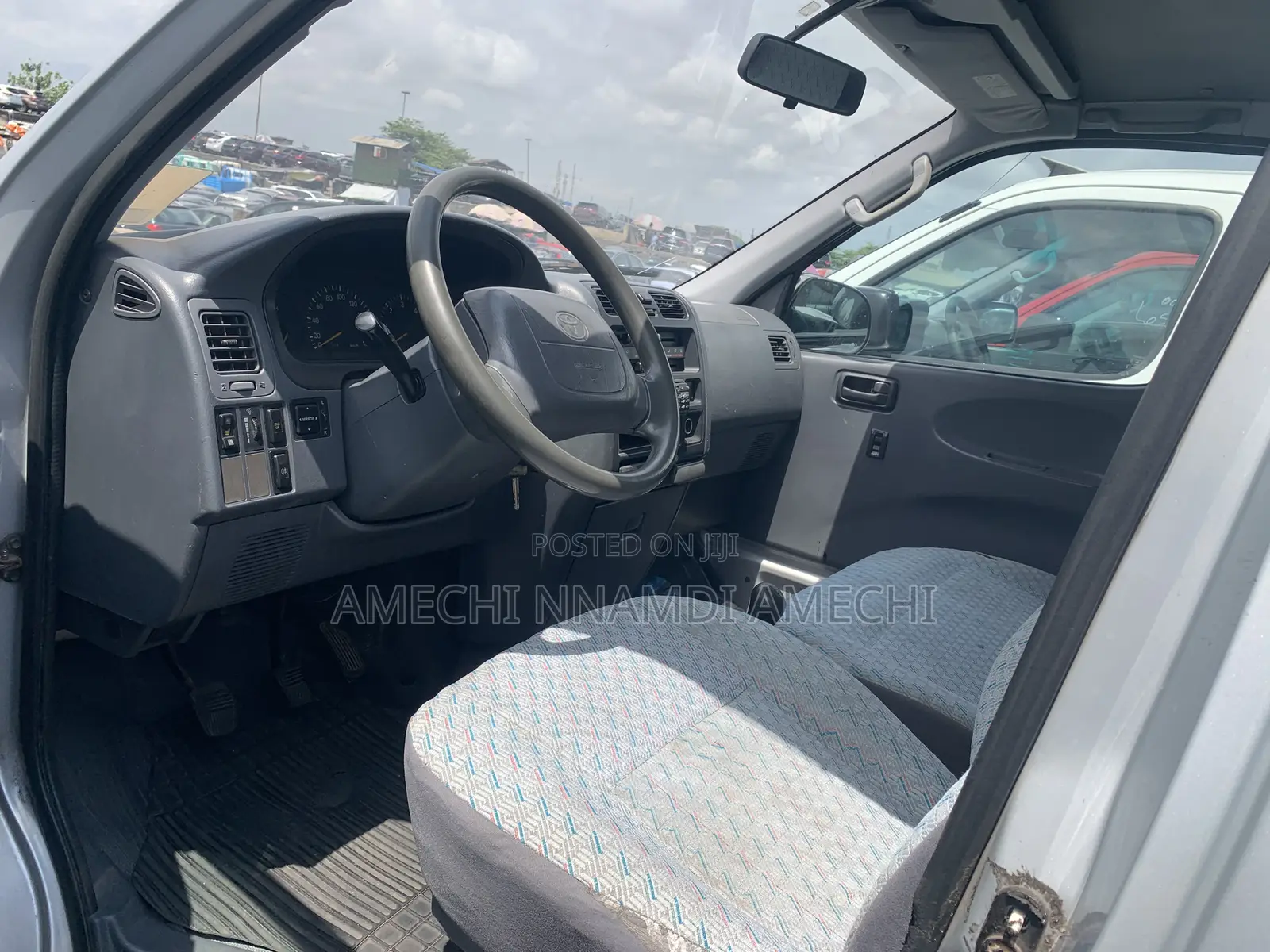 Toyota HiAce 2006 Grey