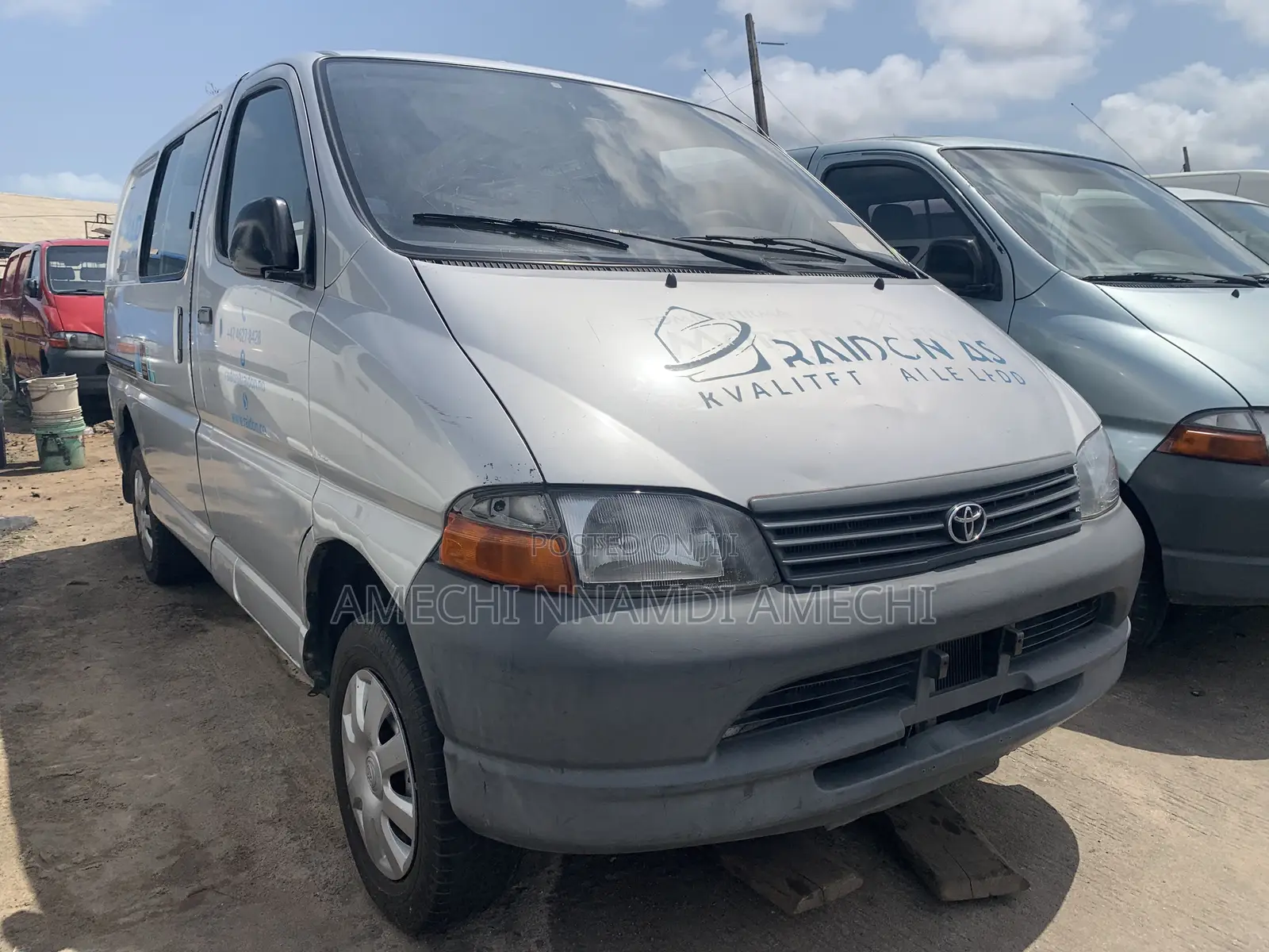Toyota HiAce 2006 Grey
