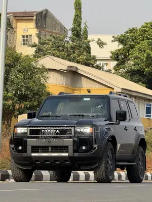 New Toyota Land Cruiser Prado 2025 Black