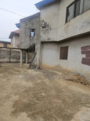 3bdrm Block of Flats in Asore, Yakoyo/Alagbole for sale