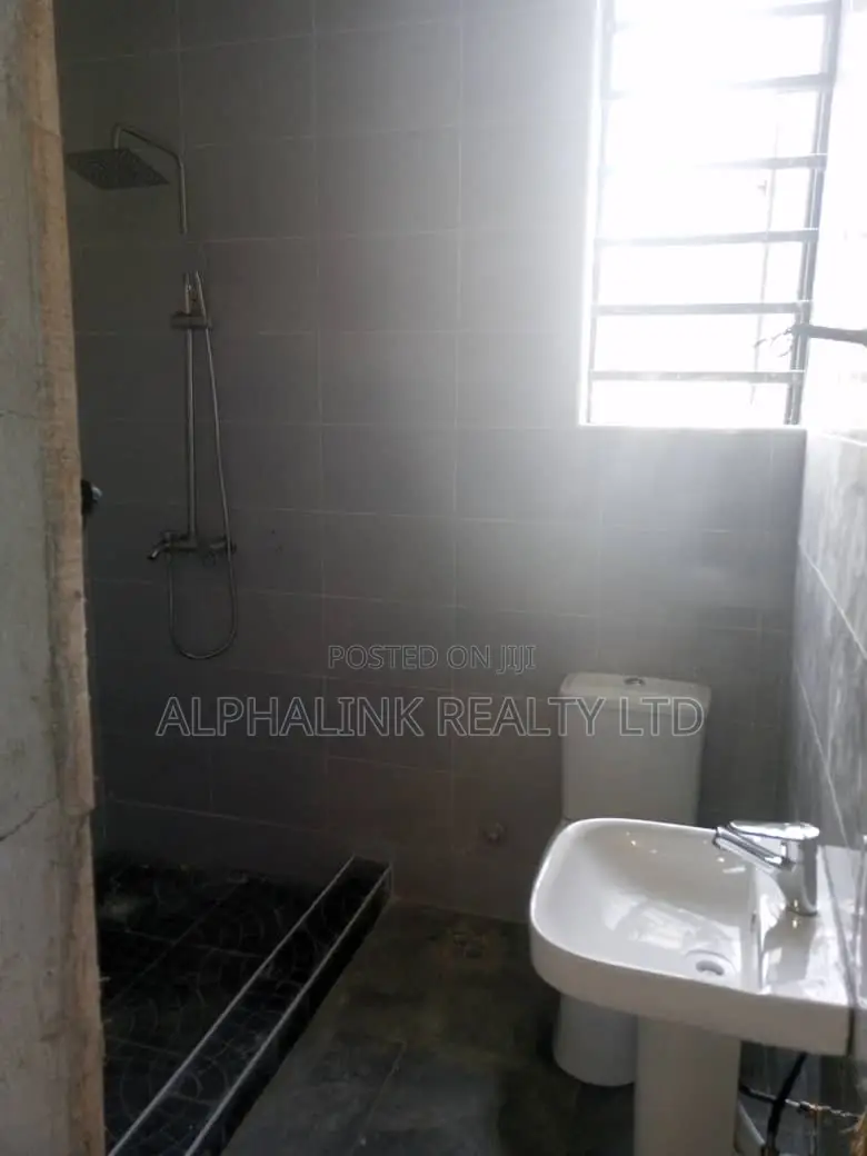 3bdrm Duplex in Sangotedo for sale