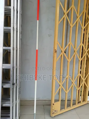 2m Survey Ranging Pole (Detachable)
