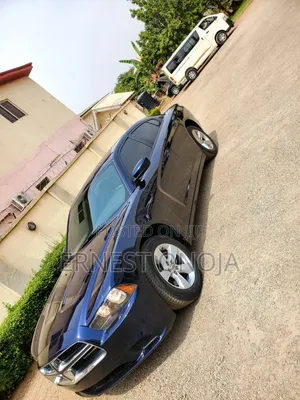 Dodge Challenger SXT 2012 Blue