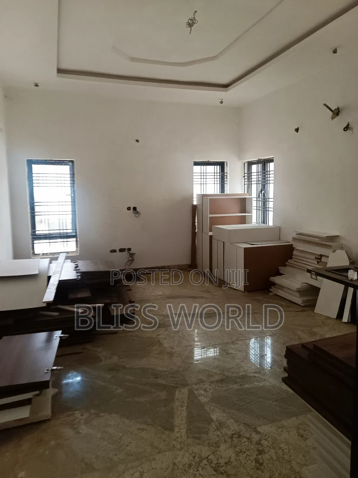 4bdrm Townhouse / Terrace in Jahi for rent