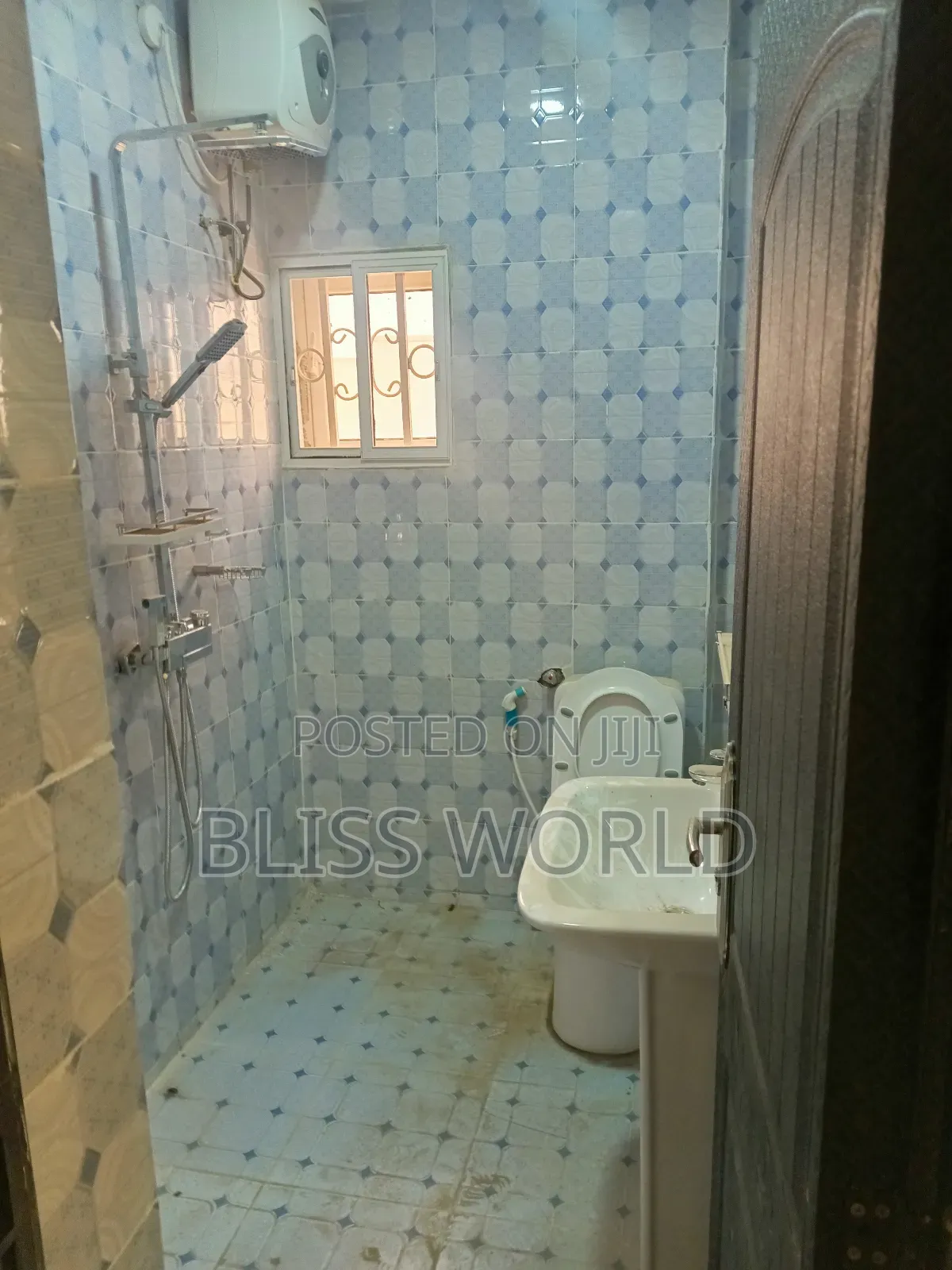 3bdrm Block of Flats in Utako for sale