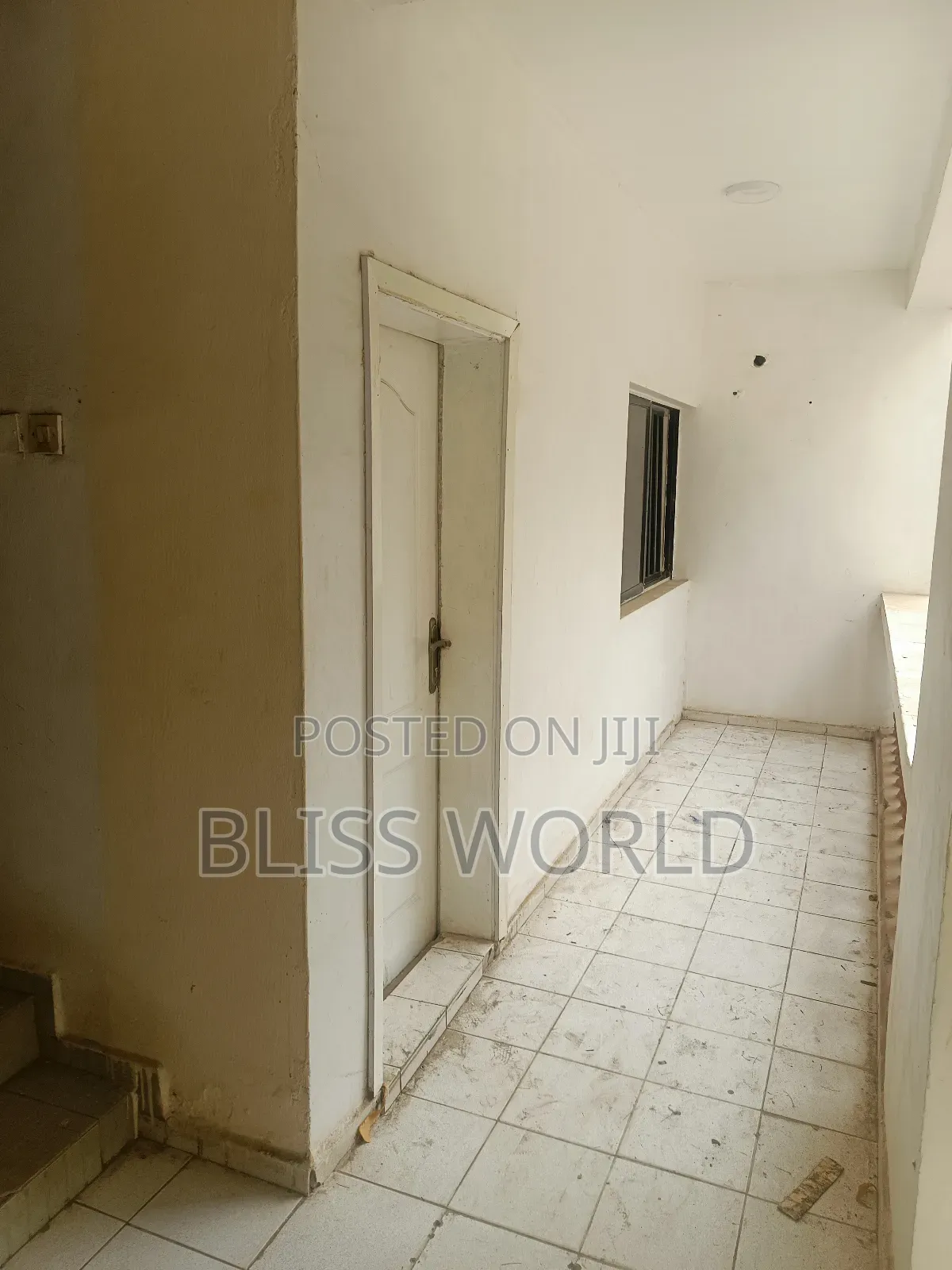 3bdrm Block of Flats in Utako for sale
