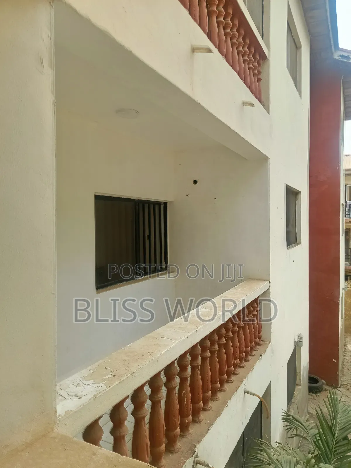 3bdrm Block of Flats in Utako for sale