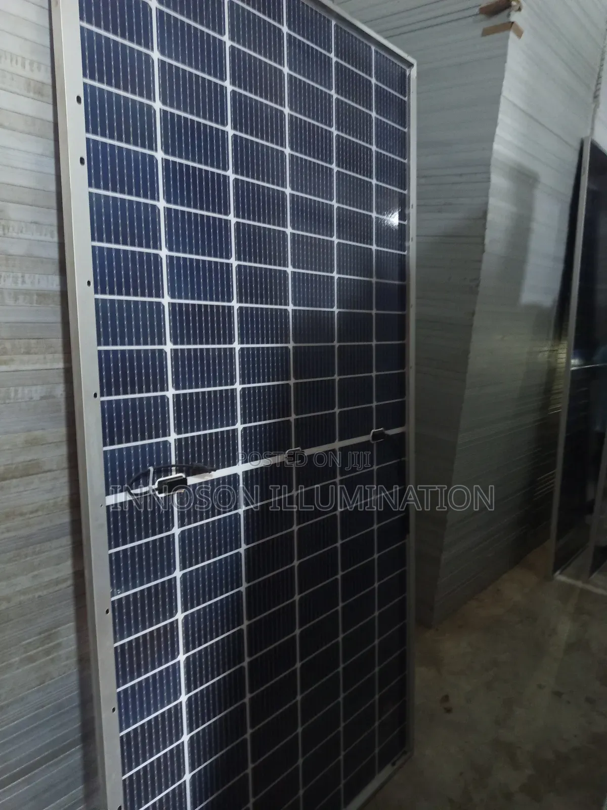600w New Ja Solar Panel