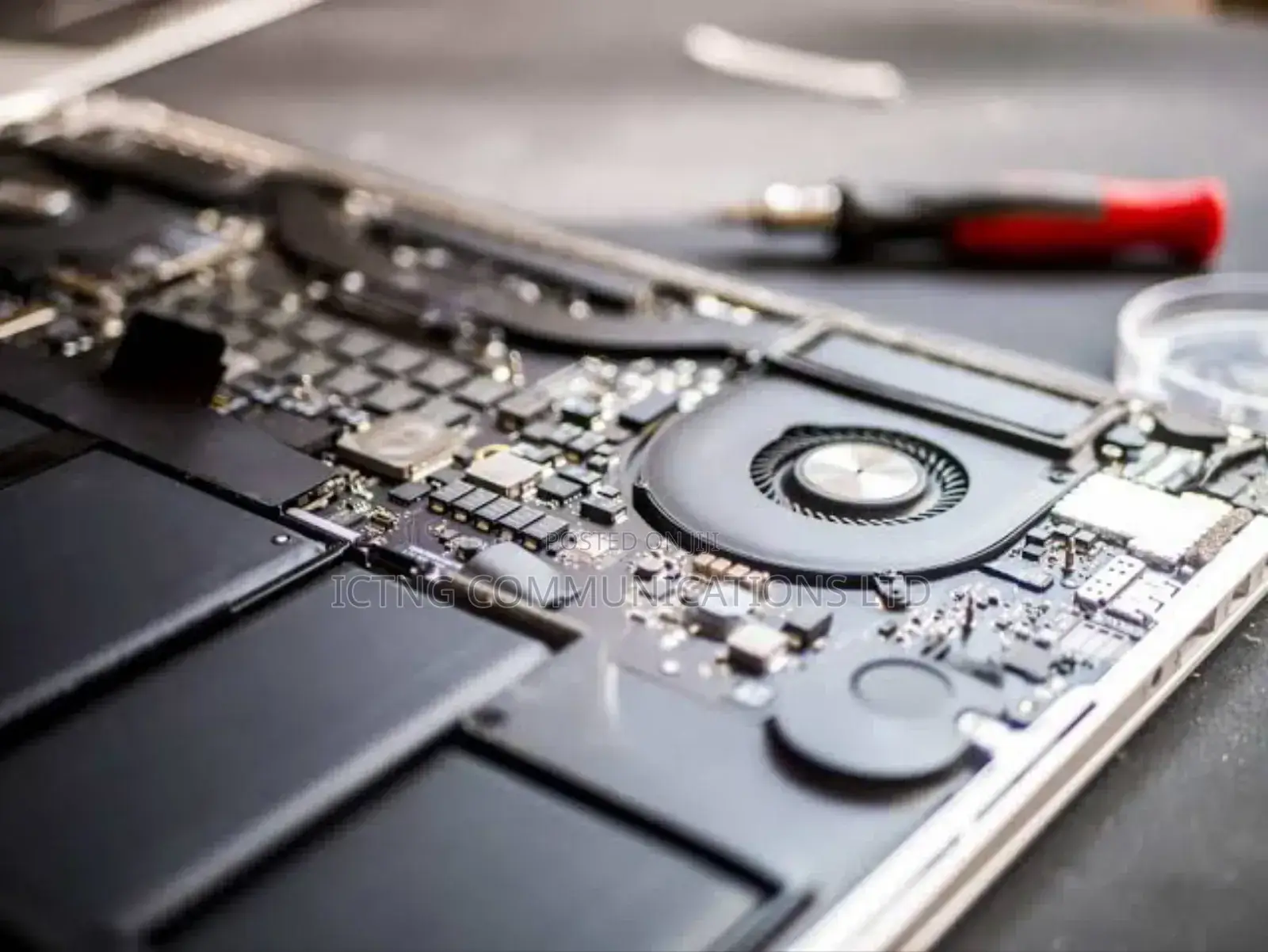 2017/ 2016 Macbook Pro 15 Motherboard