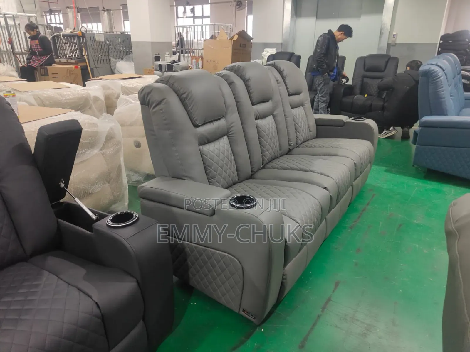Luxury Multiple Economic Cinema Sofas With Multifunction