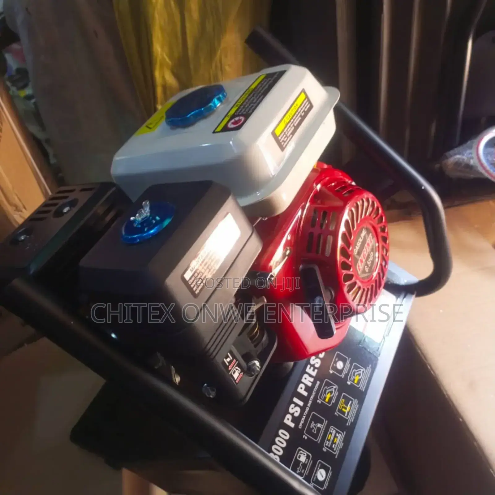 Spraying Machine (Petrol Type)