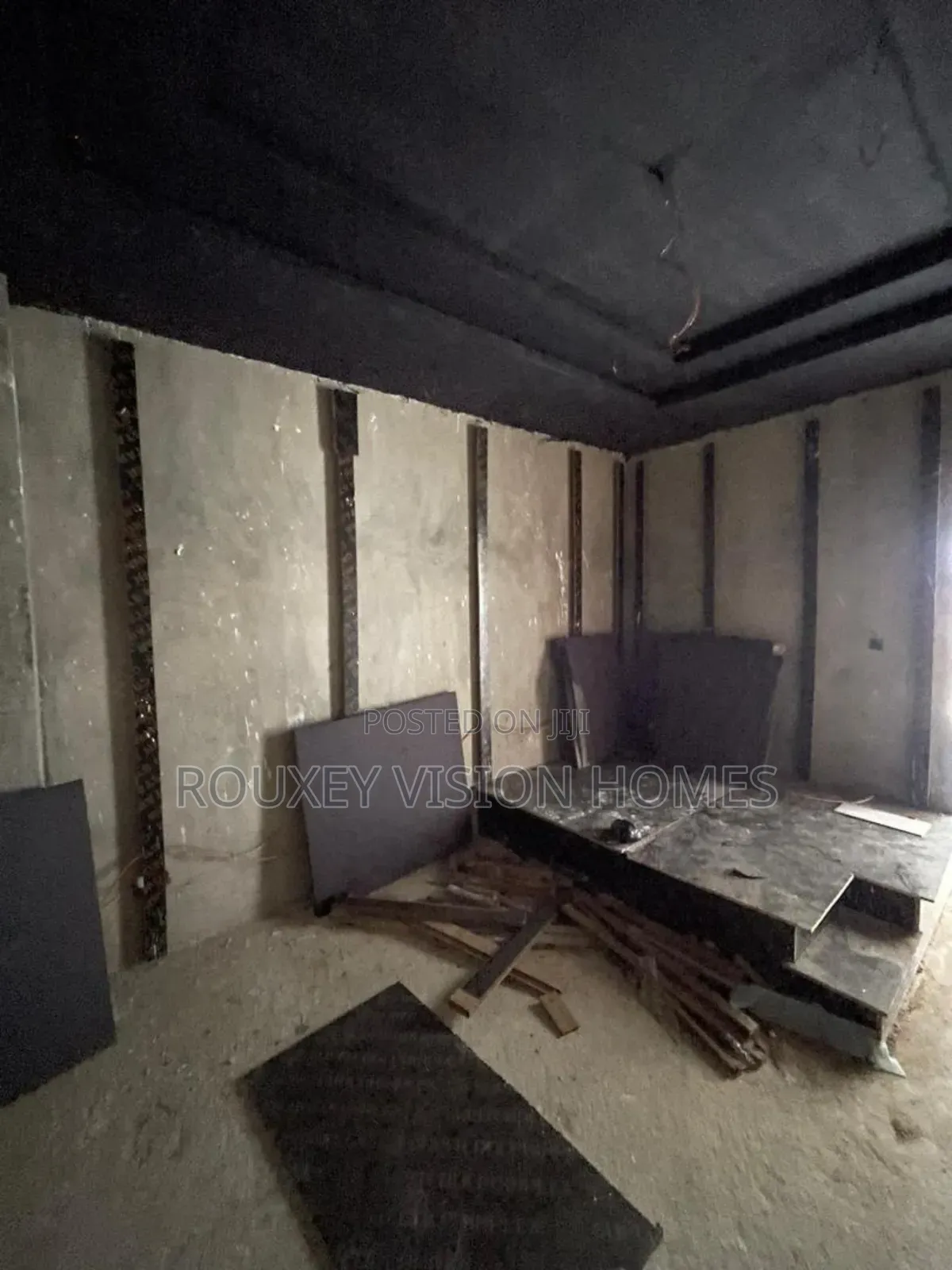 5bdrm Duplex in Ikate for sale