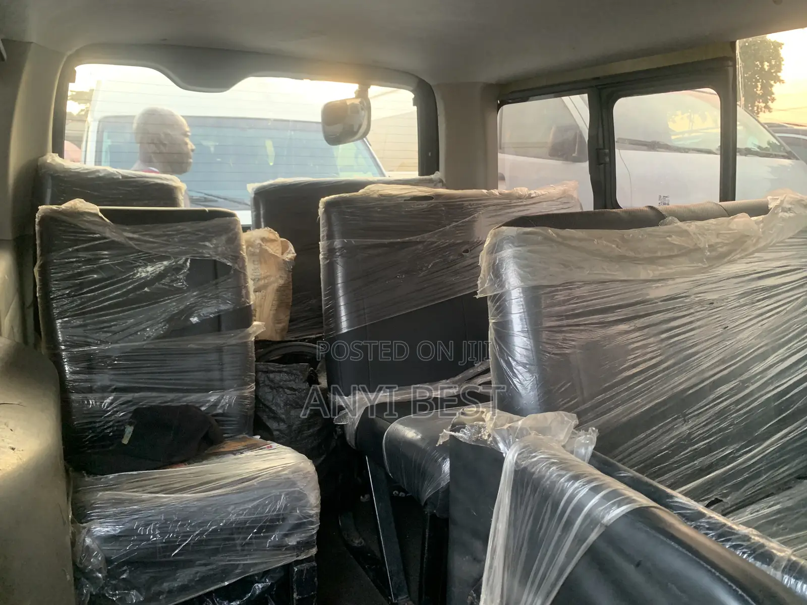 Toyota HiAce 2012 Blue