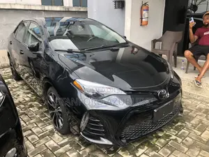 Toyota Corolla 2017 Black