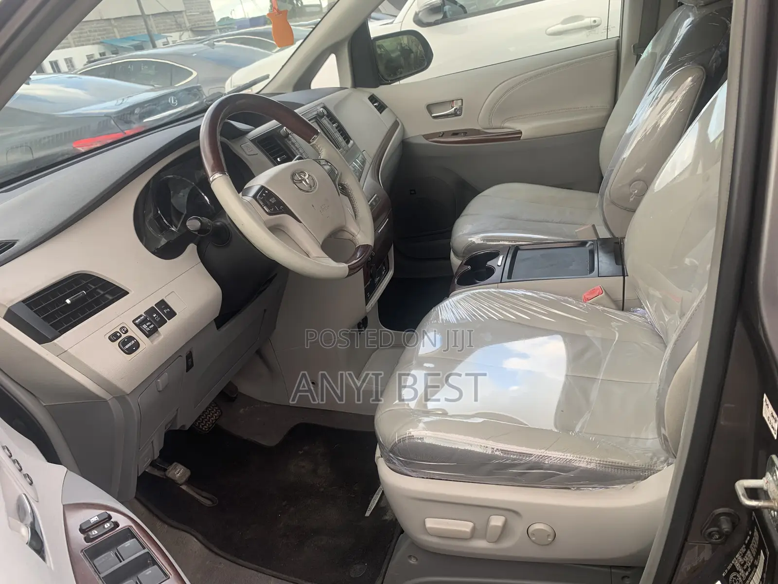 Toyota Sienna 2012 Gray