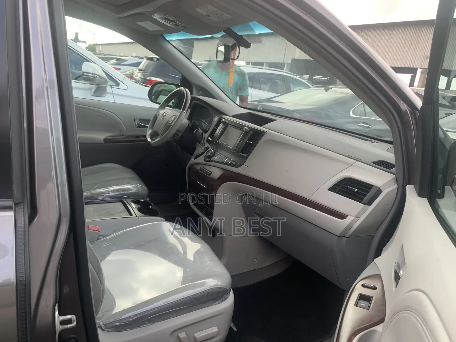 Toyota Sienna 2012 Gray