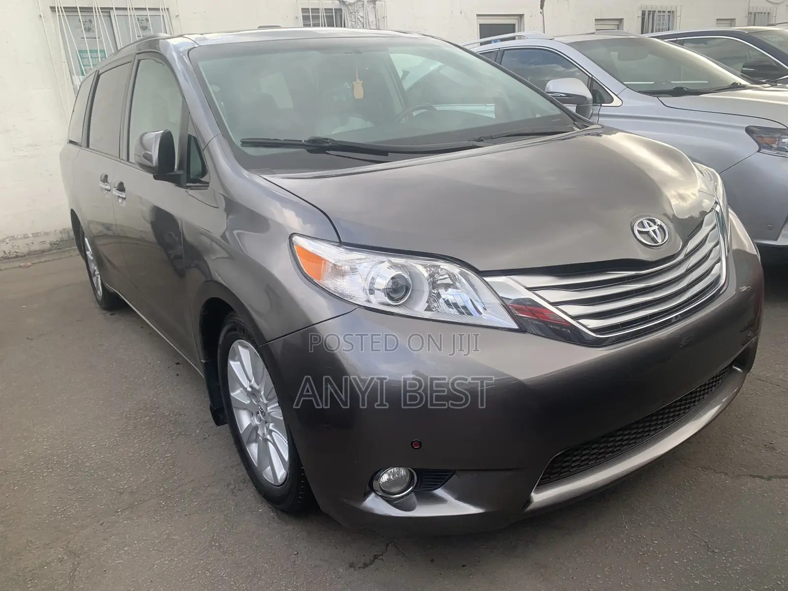 Toyota Sienna 2012 Gray