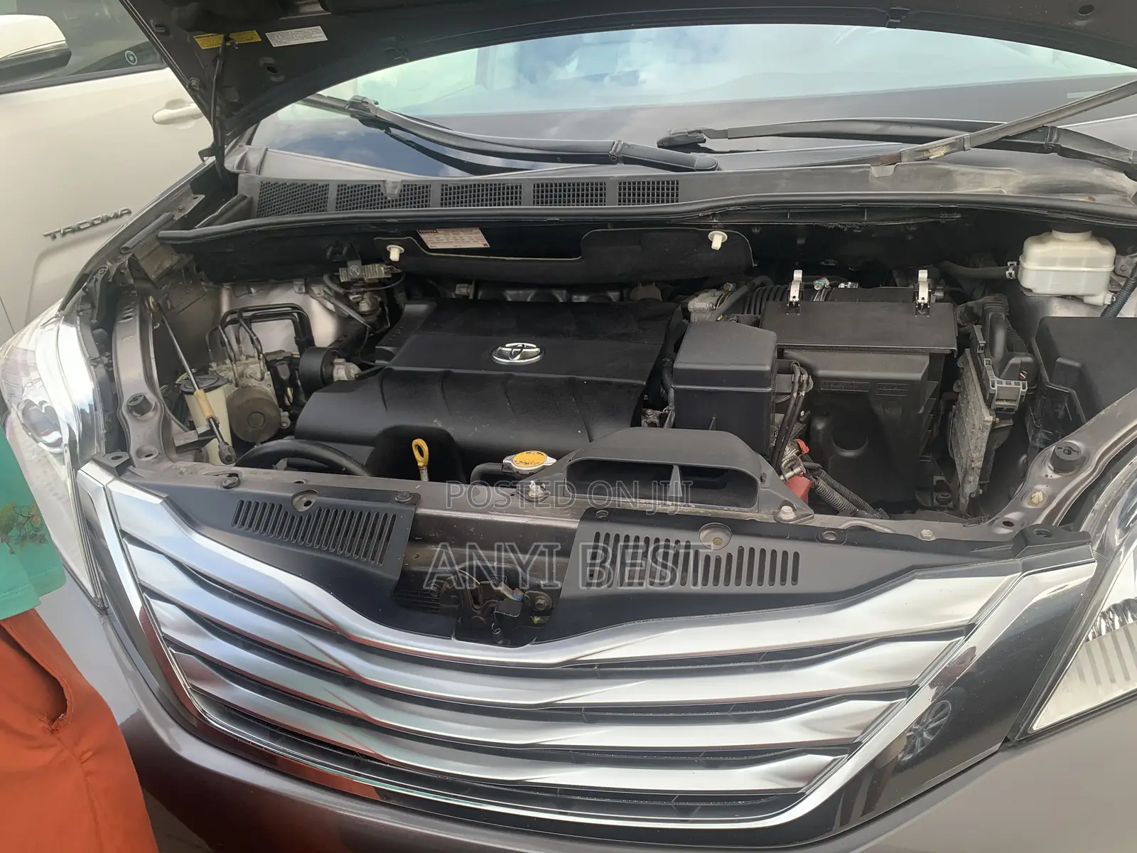 Toyota Sienna 2012 Gray