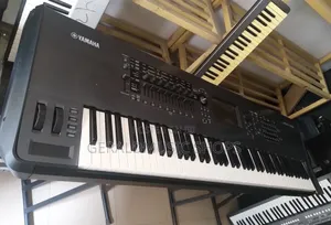 Uk Used Yamaha Montage8 Synth