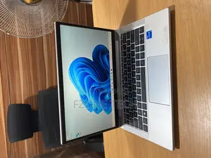 Laptop HP EliteBook 830 G8 16GB Intel Core i5 SSD 256GB