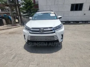 Toyota Highlander XLE V6 4x2 (3.5L 6cyl 6A) 2016 White