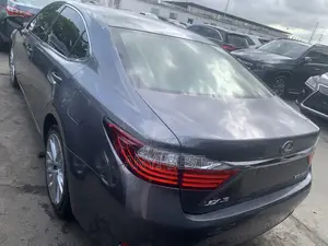 Lexus ES 2014 Gray