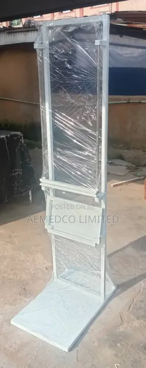 X-Ray Chest Stand