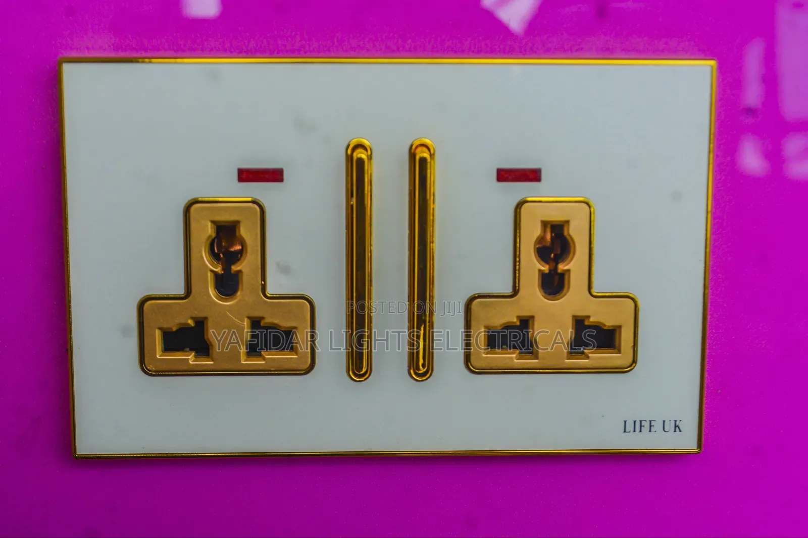 13a Double Socket