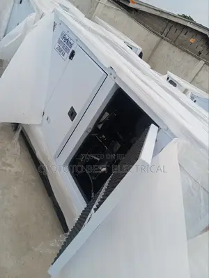 100kva England Perkins Generator Soundproof