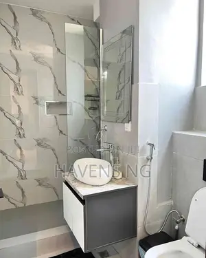 Clean 2-Bedroom Apartment Available for Short Let.