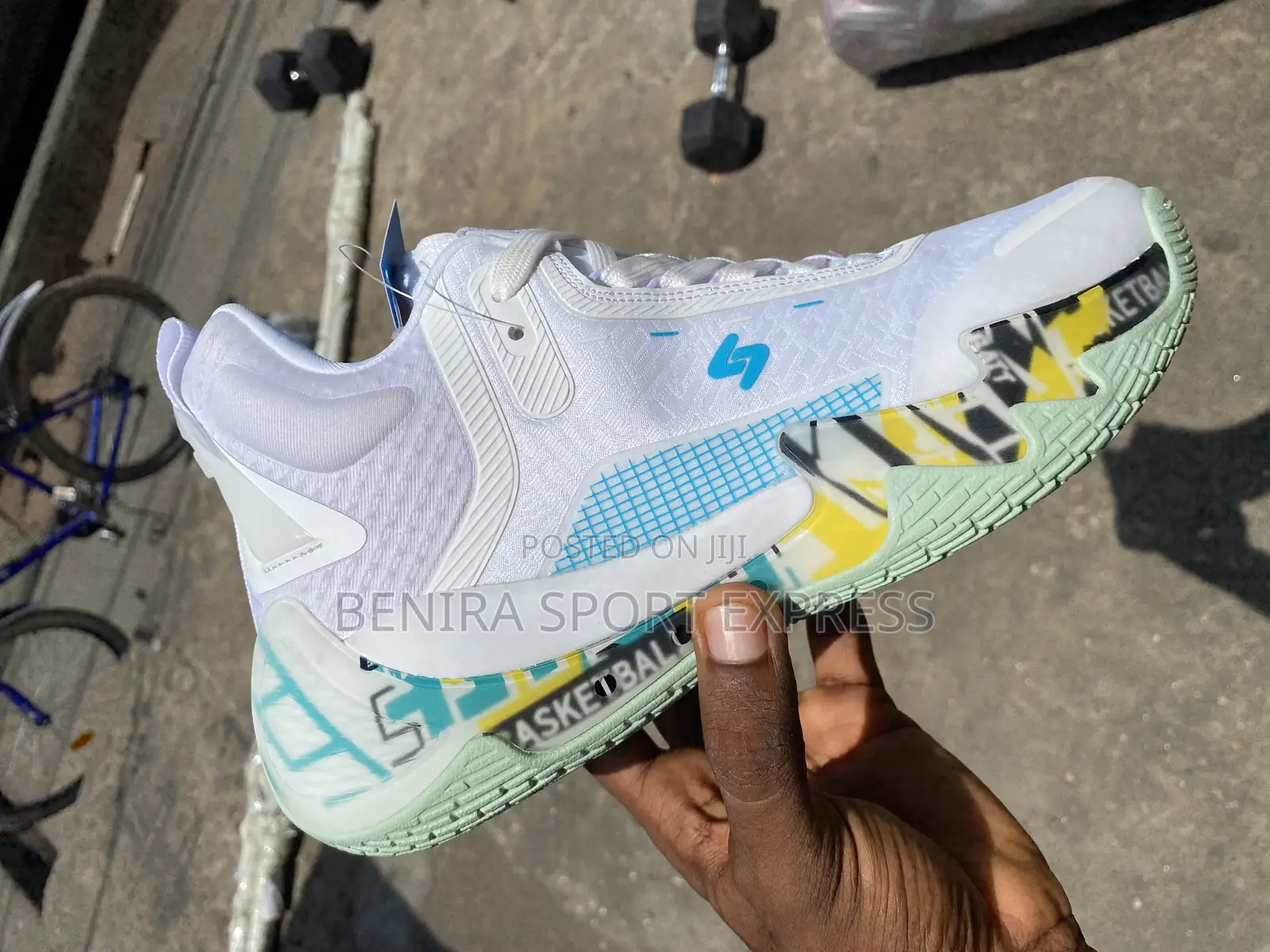 Basketball Shoe ( 007)