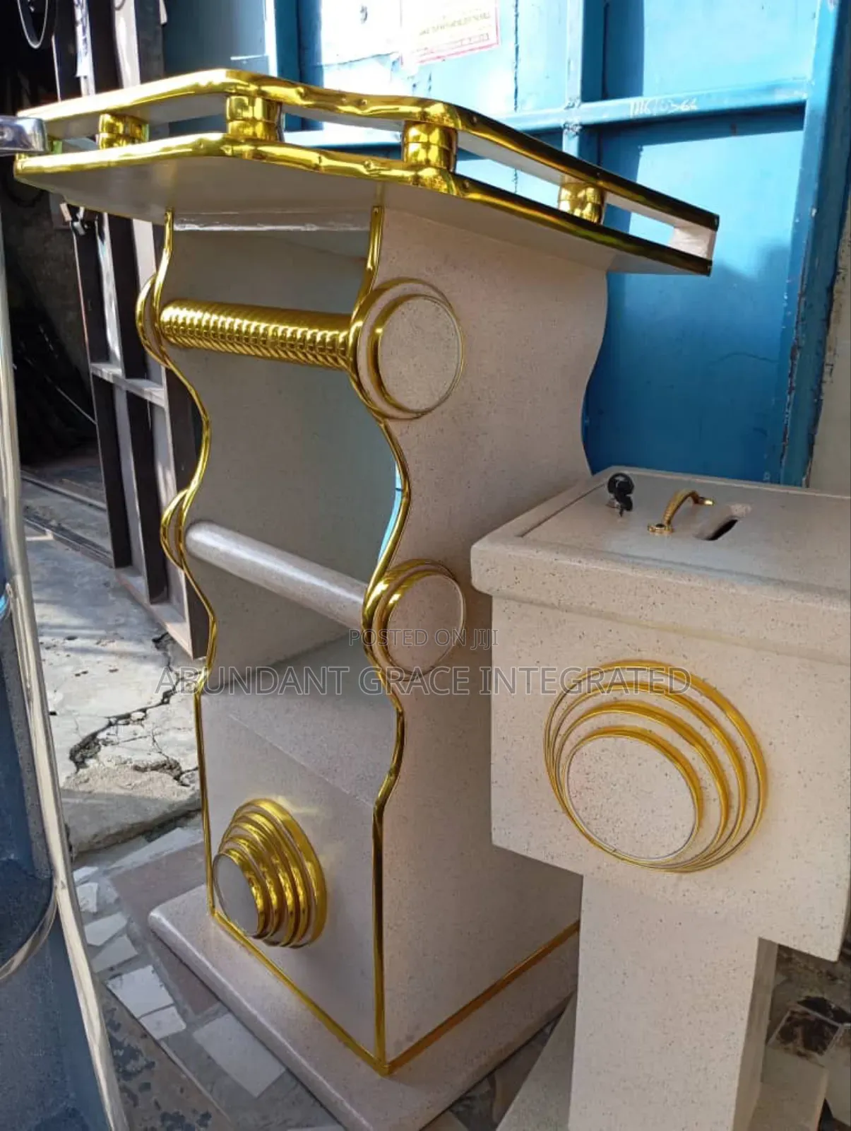 Space Saving Pulpit With Offering Box.